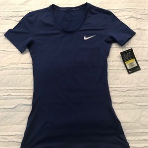 Nike workout top